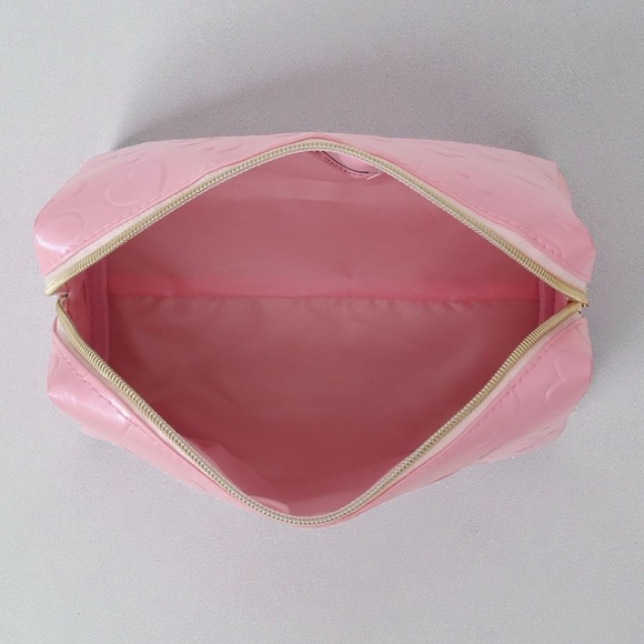 Juicy Couture Pink Iridescent Heart Embossed Large Cosmetic Bag NWT - Picture 5 of 7